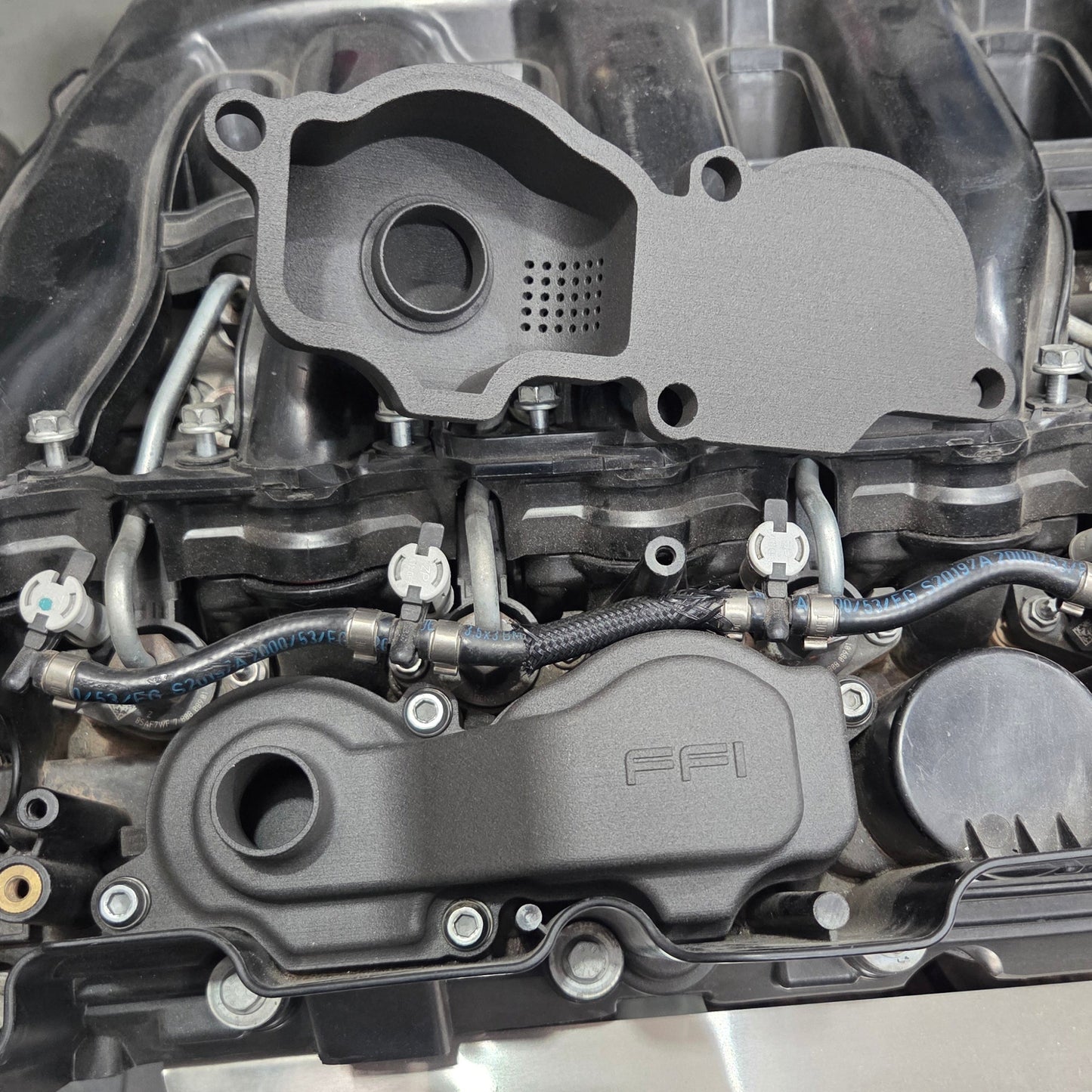 M57 Rocker cover breather housing