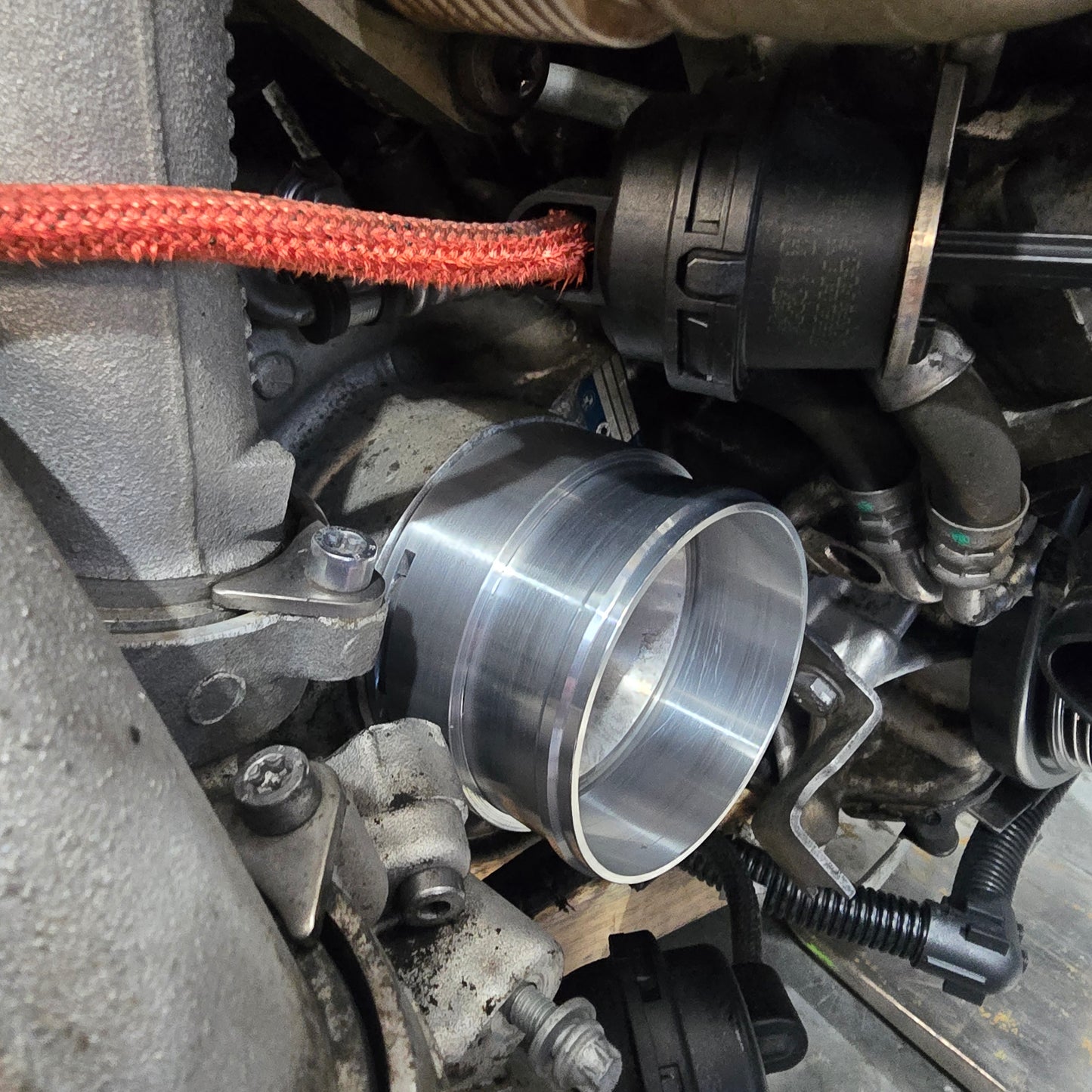 N57 turbo inlet coupling
