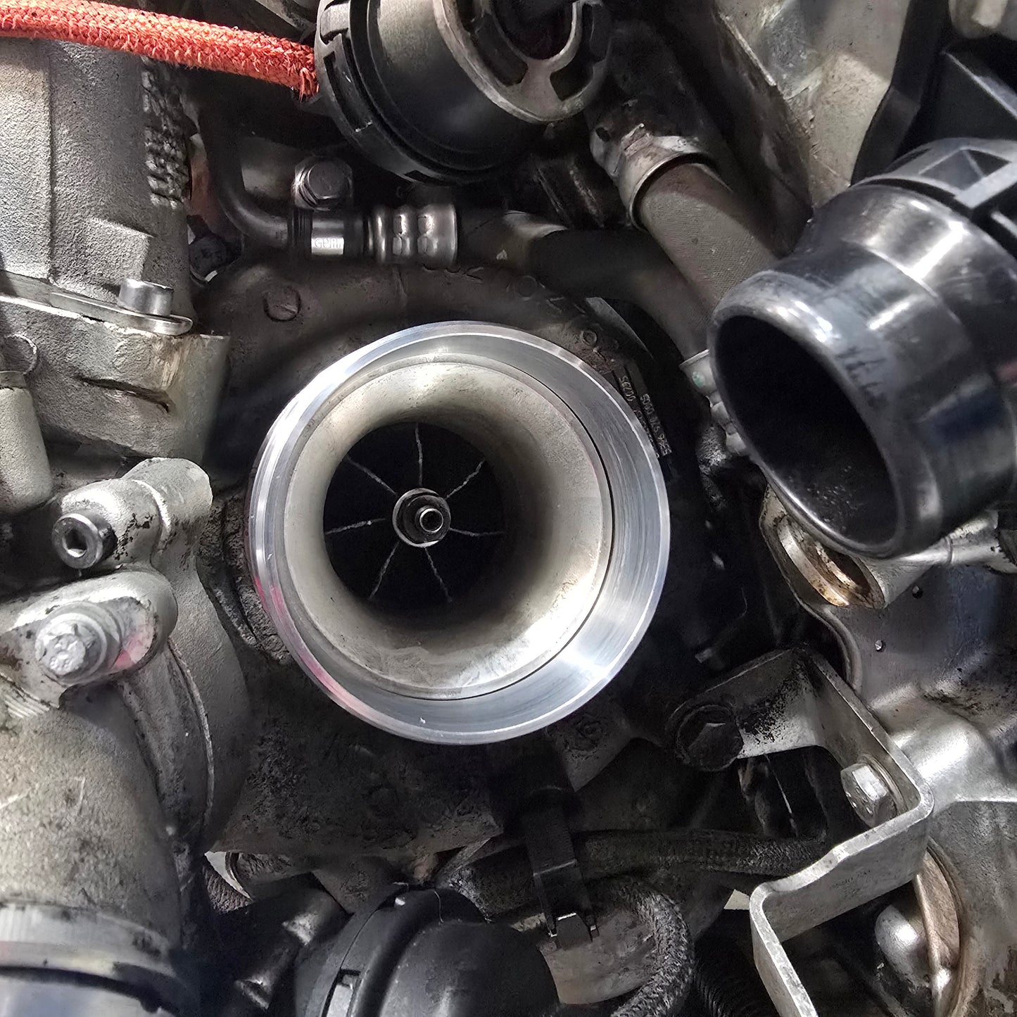 N57 turbo inlet coupling
